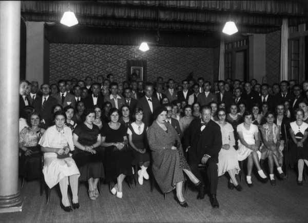 1933. Programa setmanal dedicat als absents de la pàtria. Fons Brangulí /Arxiu Nacional de Catalunya