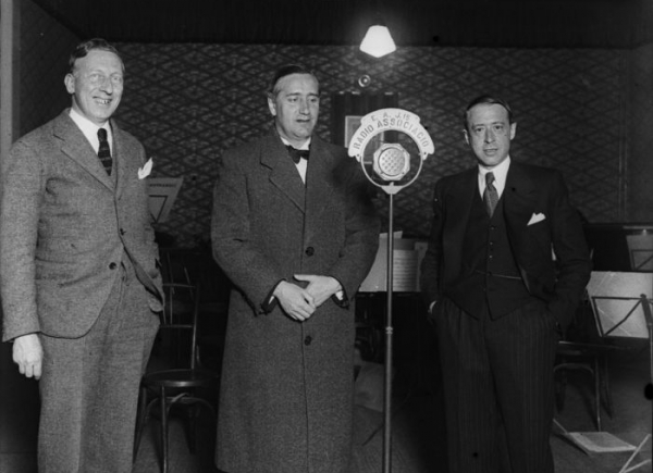 1934. L'alcalde de Barcelona, Pi i Sunyer, en motiu de la proclamació de la república. Fons Brangulí /Arxiu Nacional de Catalunya