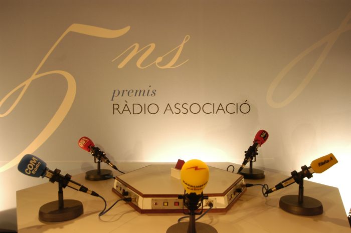 2005. Primera edició del "Dia de la Ràdio"