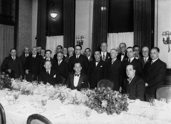 1933. Banquet d'homenatge als fundadors de l'ANC. Fons Brangulí /Arxiu Nacional de Catalunya