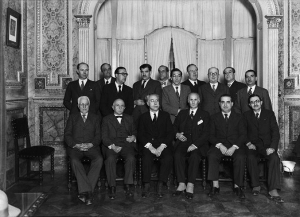 Anys 30. Junta consultiva de RAC. Fons Brangulí /Arxiu Nacional de Catalunya